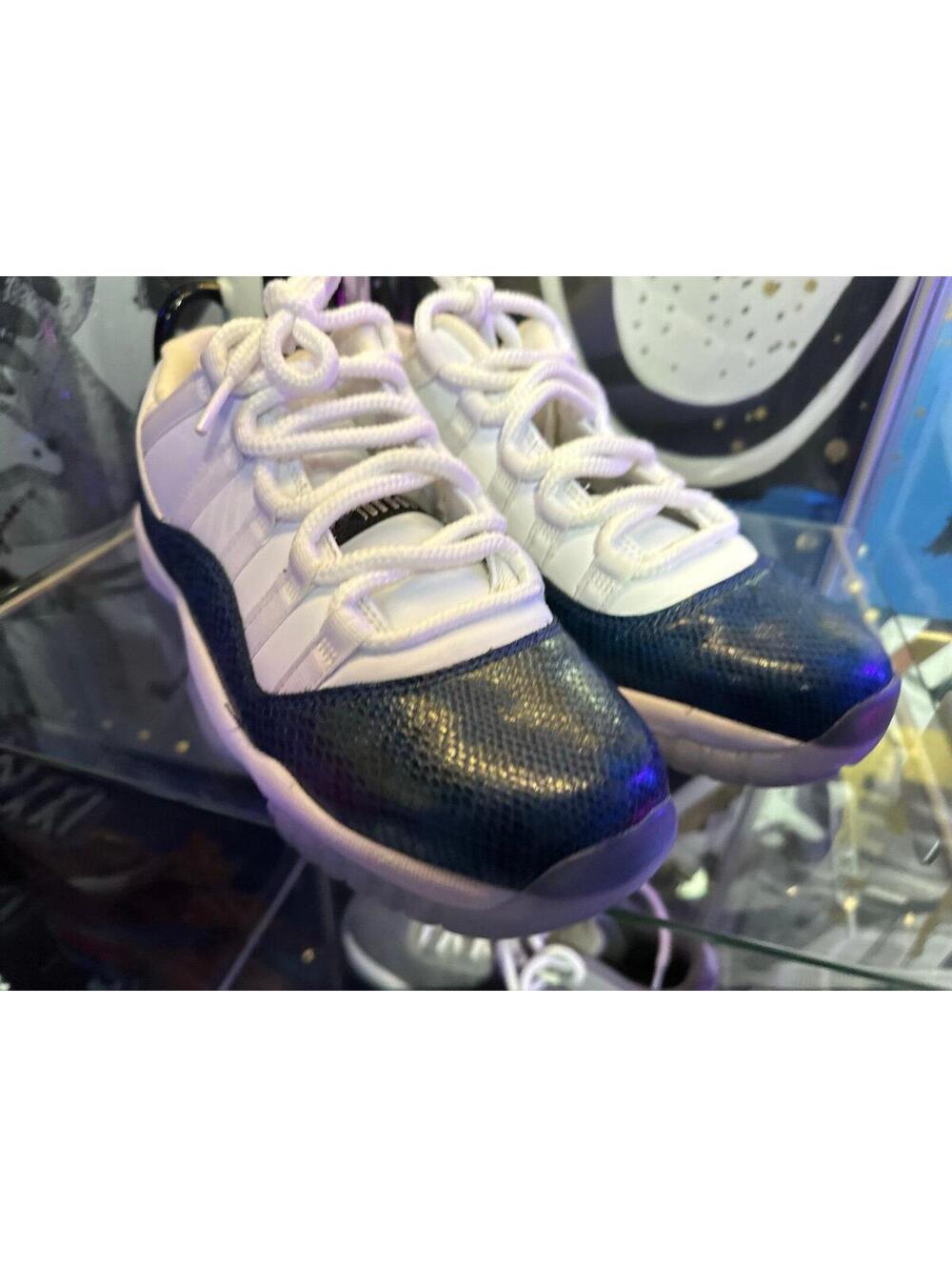 Nike Air Jordan 11 Retro Low LE in the "Blue Snakeskin" SIZE: 7 Youth